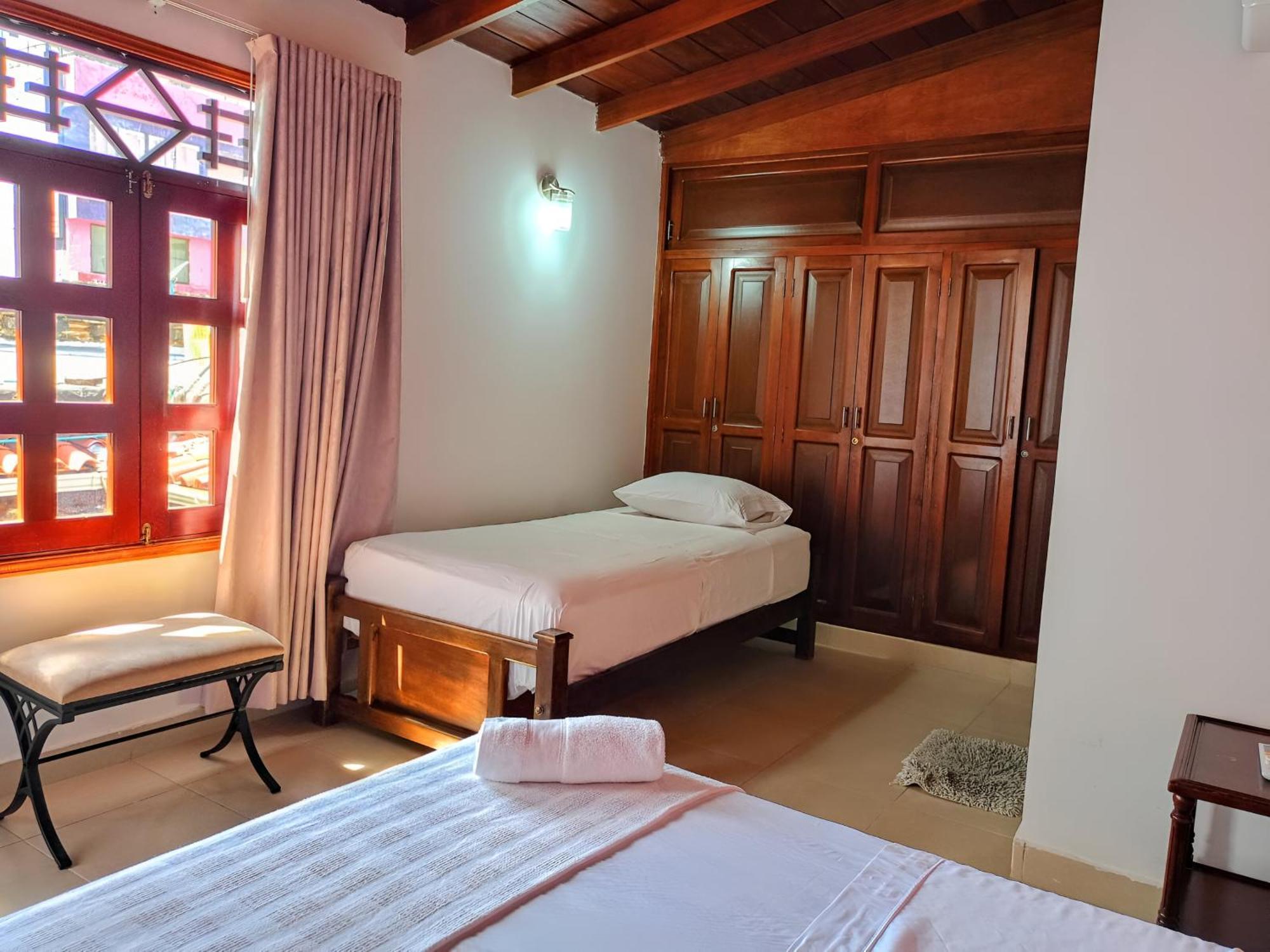 Hotel La Palma Centro Historico Santa Marta  Exteriör bild